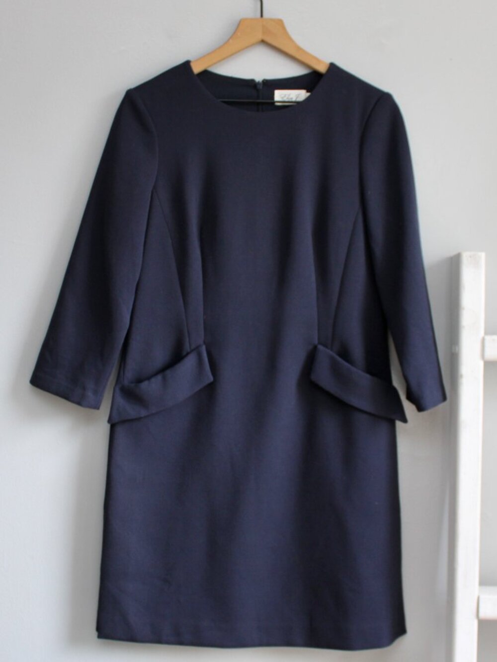 Eliza J Pocket Detail Crepe Shift Dress Navy Blue 2/4 Sleeves Women's Size 8